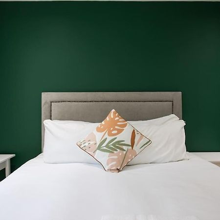 Luxury, Sleeps 6, City Centre Belfast Exterior photo