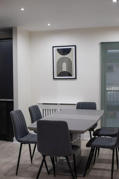 Luxury, Sleeps 6, City Centre Belfast Exterior photo