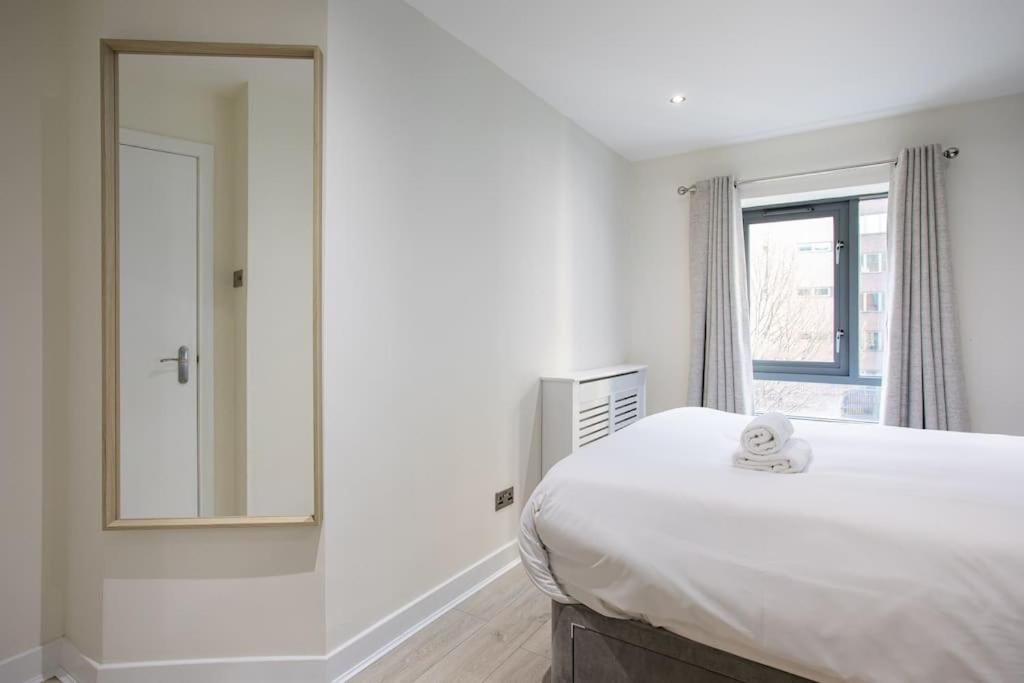 Luxury, Sleeps 6, City Centre Belfast Exterior photo